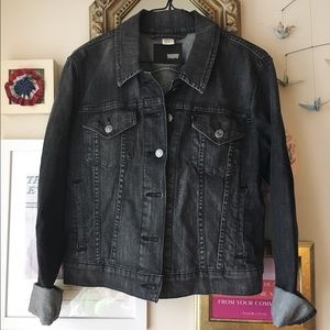levi's dark grey denim jacket